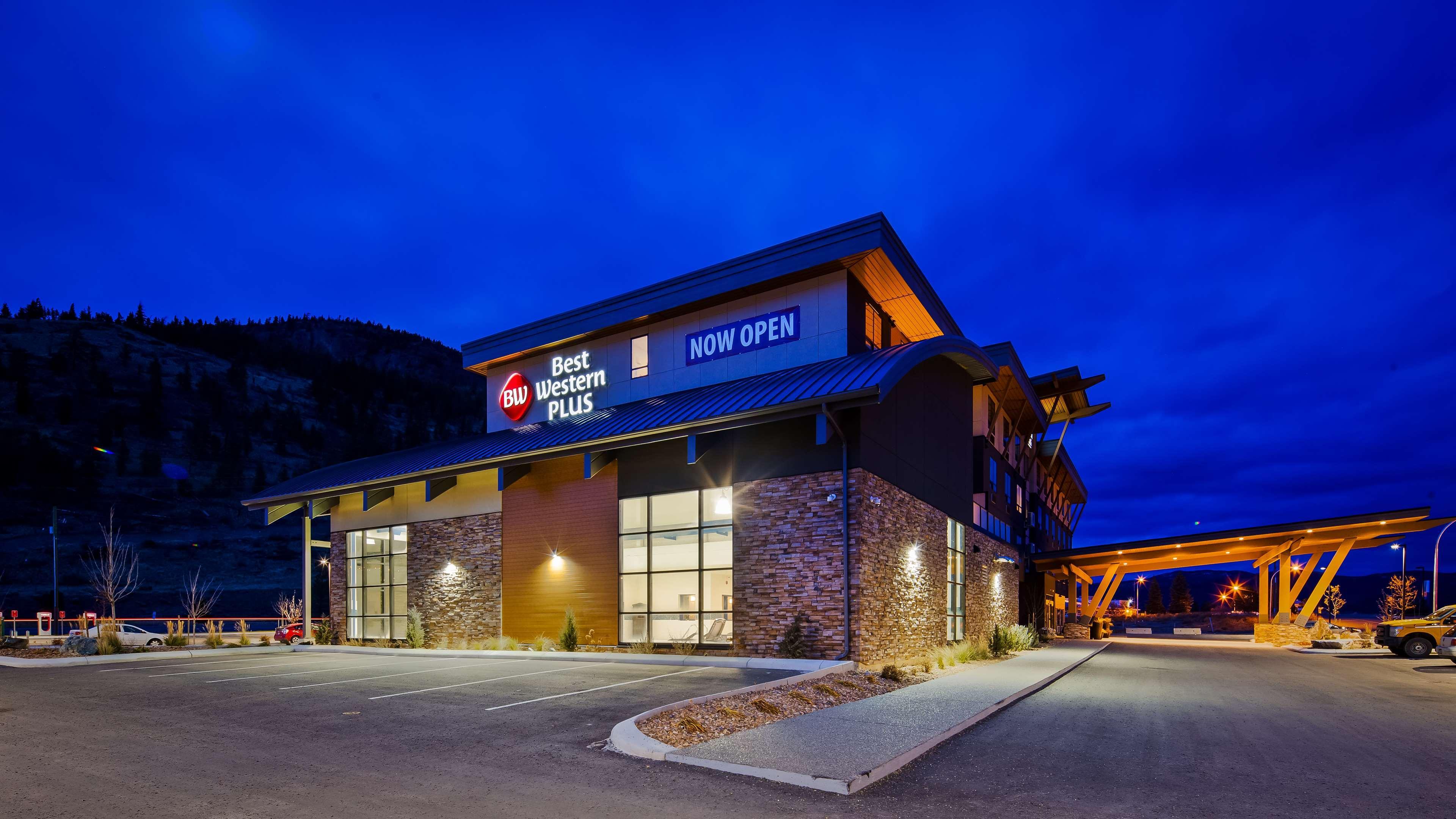 Best Western Plus Merritt Hotel Екстер'єр фото