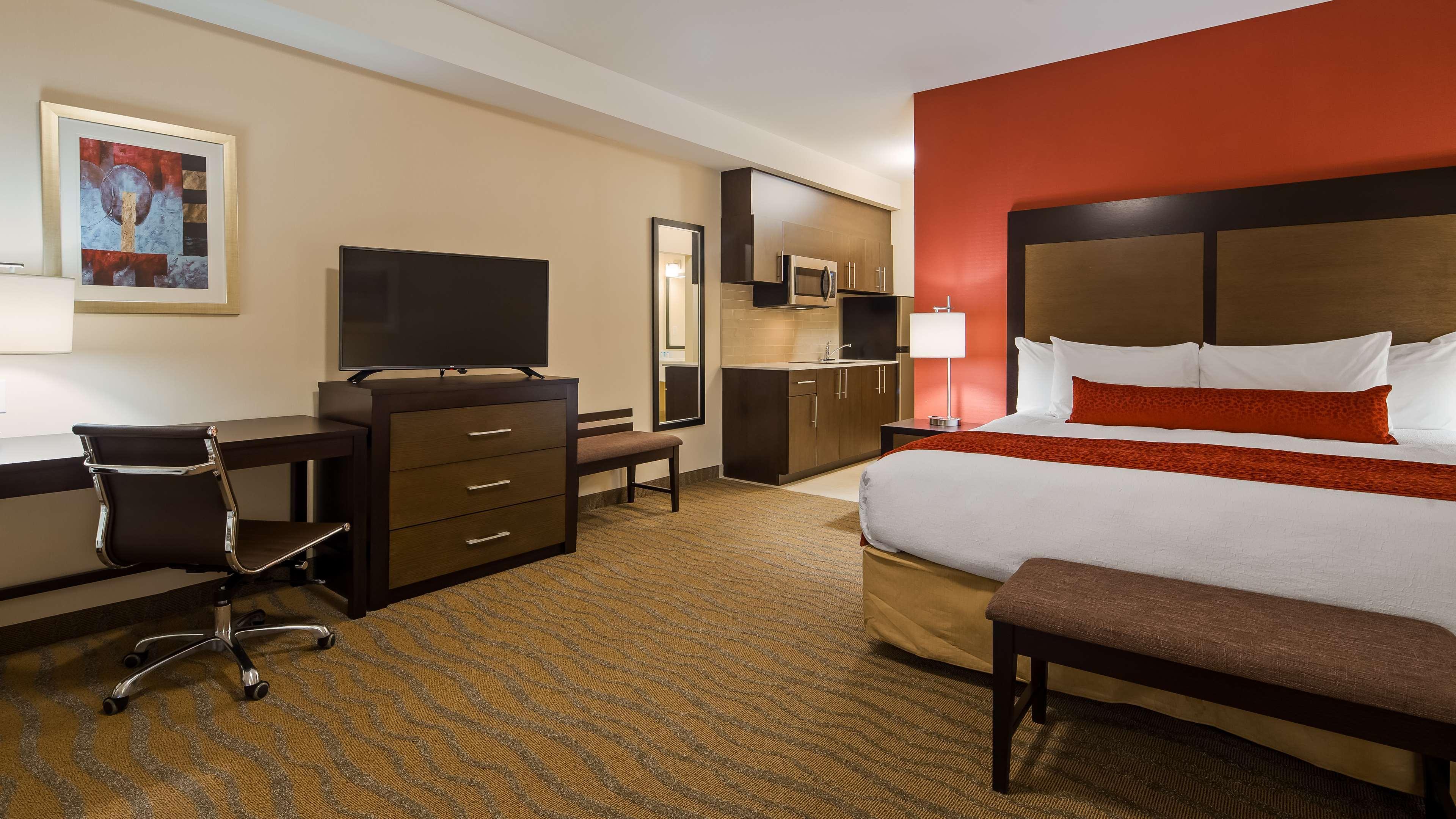 Best Western Plus Merritt Hotel Екстер'єр фото