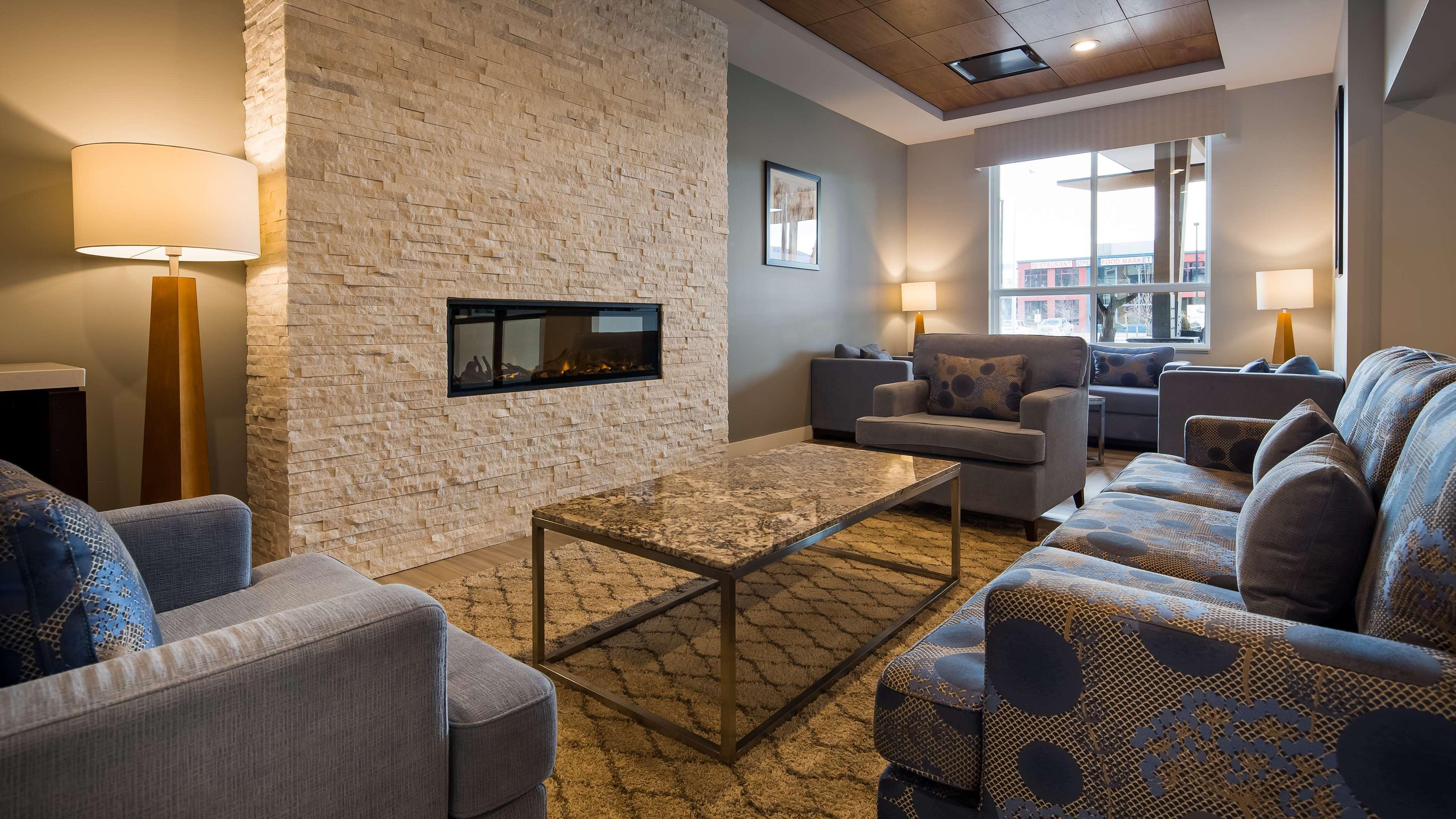 Best Western Plus Merritt Hotel Екстер'єр фото
